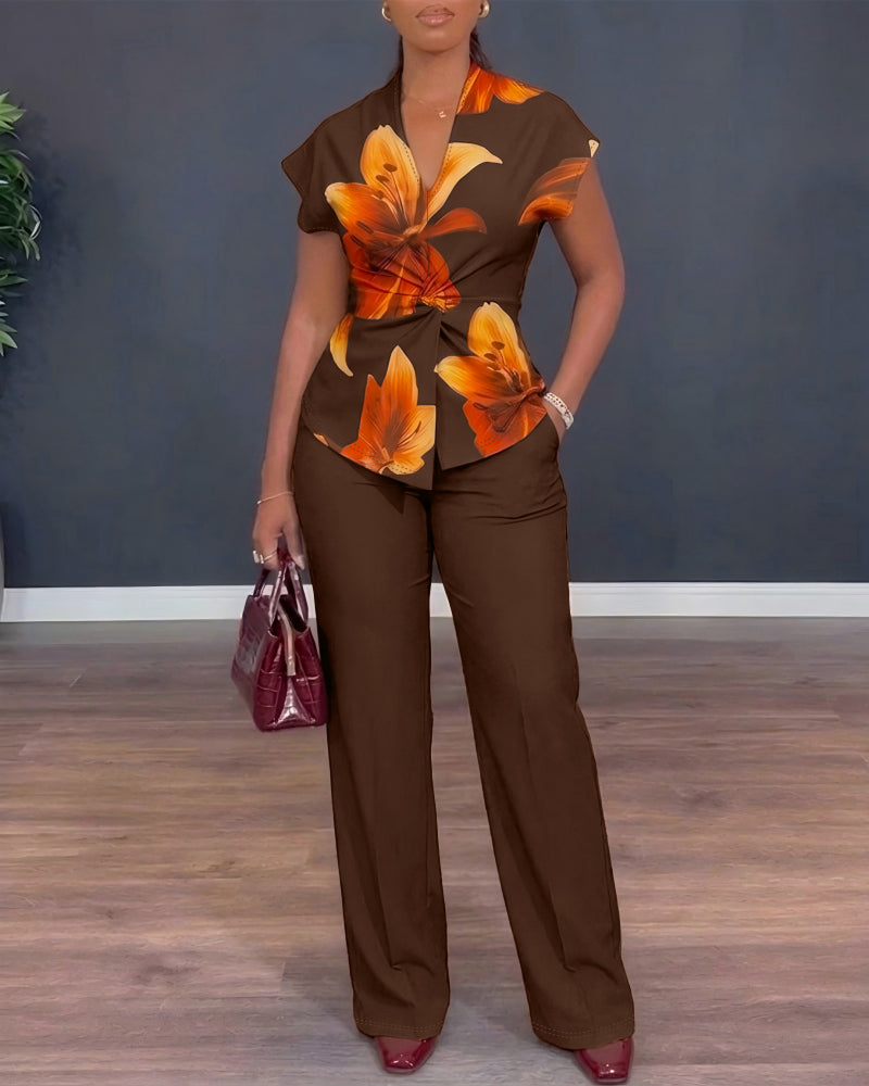 Women's Two Piece Outfit Vintage Floral Twist Front Top and Straight Leg Pants Set - Image 4