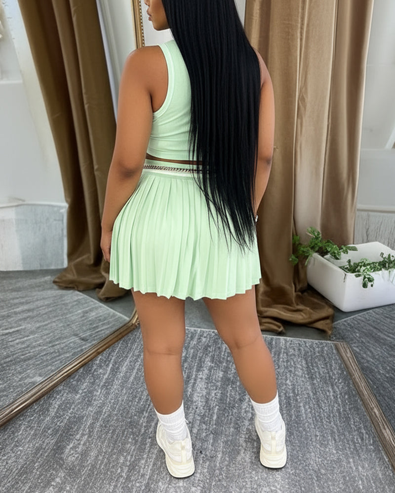 2 Pieces Outfit Round Neck Sleeveless Crop Tank Top and Elastic Waist Pleated Mini Skirt Set Casual Contrast Paneled Set - Image 7