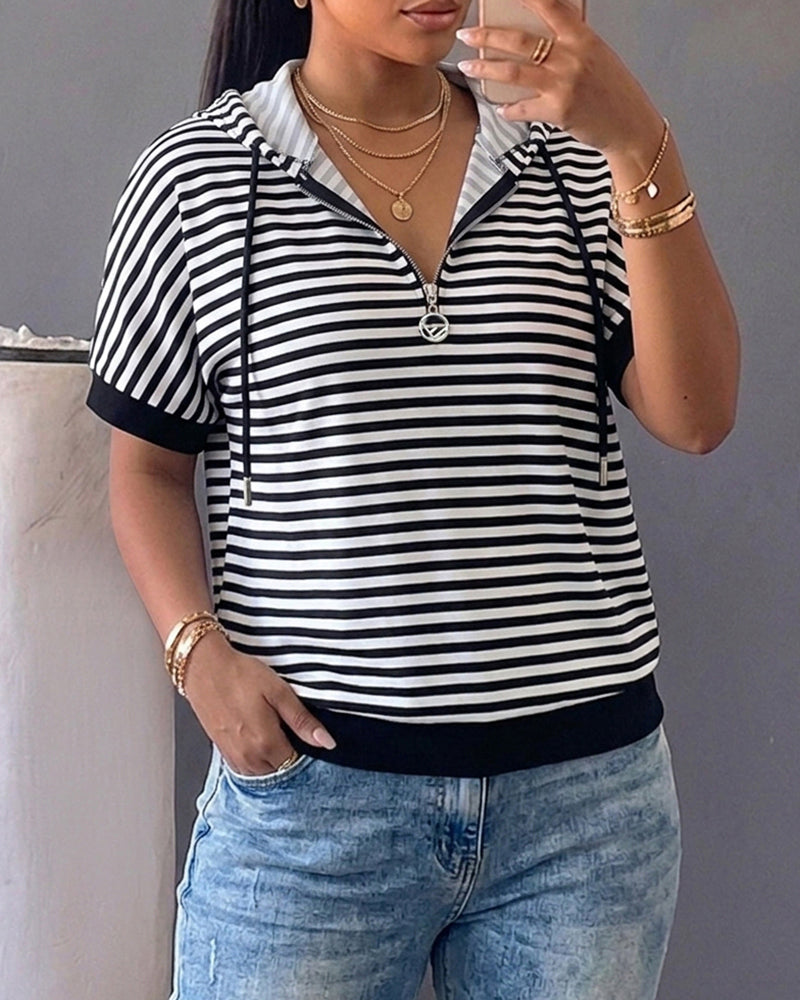 Women's Striped Half Zip Drawstring Hoodie Short Sleeve Sweatshirt Loose Contrast Trim Casual Pullover Top - Image 3
