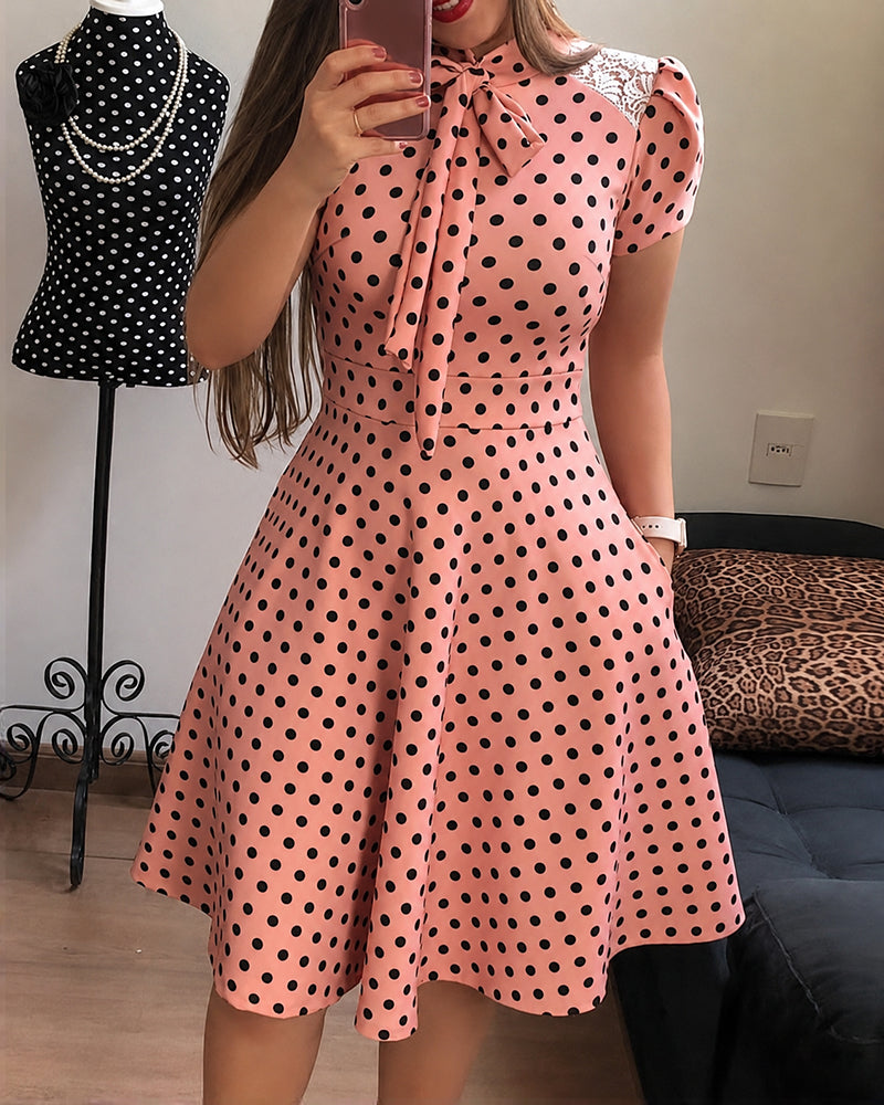 Women's Polka Dot A Line Dress Vintage Tie Neck Puff Sleeve Lace Patchwork Commuting Dress with Pockets - Image 5